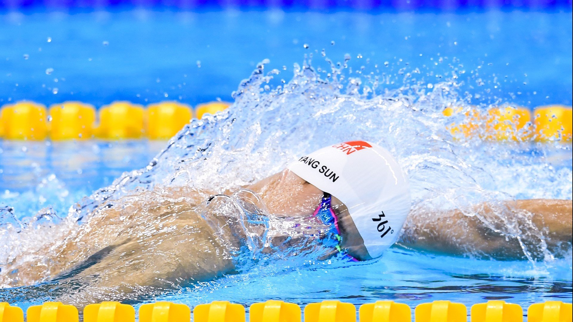 惊天逆转!公牛压哨绝杀76人,克莱压力下逆天爆发引领胜利